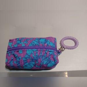 Pouch with wipes.